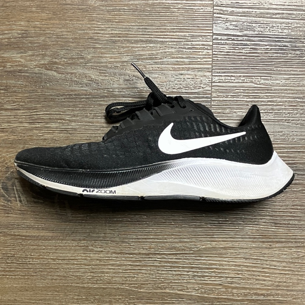Nike Air Zoom Black and White Running Shoes